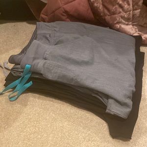 Figs kade women scrub pants